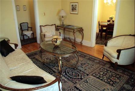 La Boheme Restaurant & B&B Edmonton Quarto foto