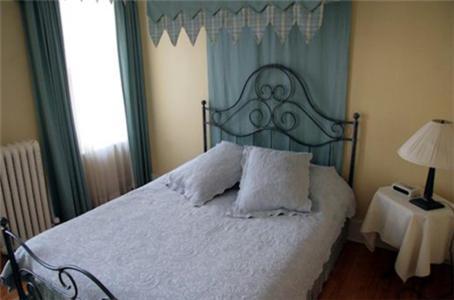 La Boheme Restaurant & B&B Edmonton Quarto foto